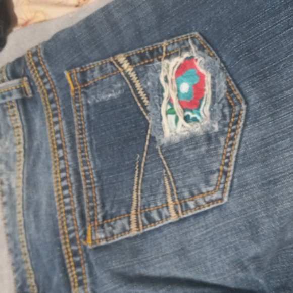 Aeropostle Jean capris 13/14 - Picture 10 of 12